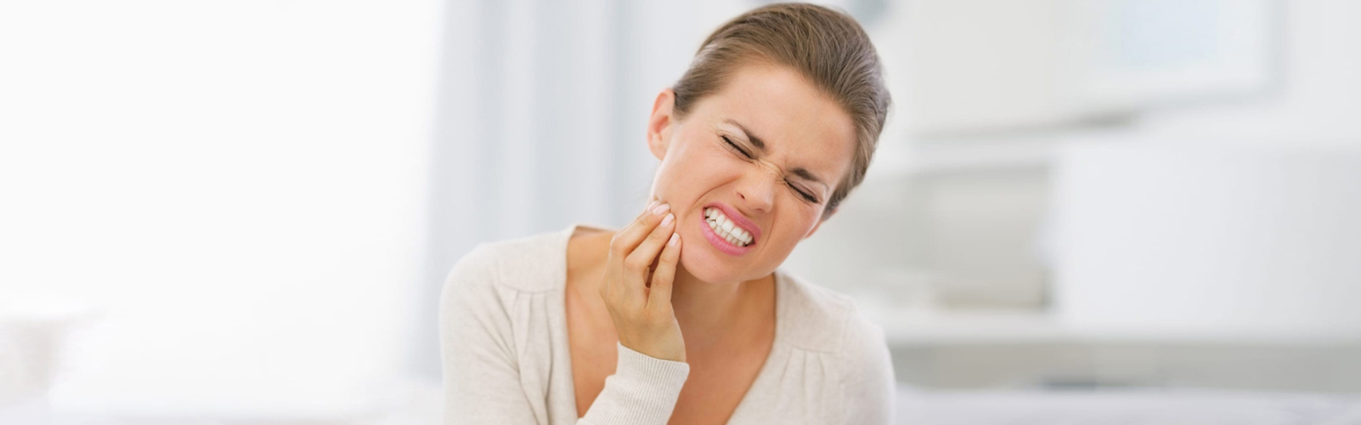 Gum Disease: Causes, Diagnosis, and Treatment
