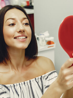 Achieve a Flawless Smile with Cosmetic Dental Services in Chicago, IL